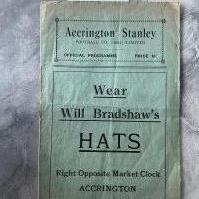 1935 - 1936 Accrington Stanley v Tranmere Football Programme: Good condition with light folding. No team changes. 