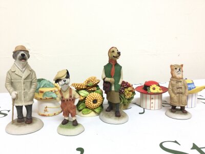 Country companions and willow hall trinket boxes and harmony Kingdom ceramics NO RESERVE