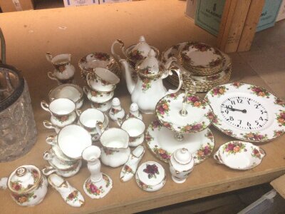 A royal Albert tea / dinner service including plates, cups
