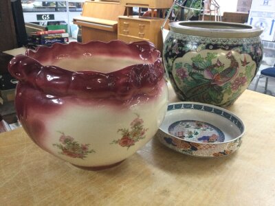 Two modern jardinières and a Seizan Japan dish