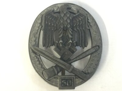 A German general assault badge or 50 engagements ,maker marked