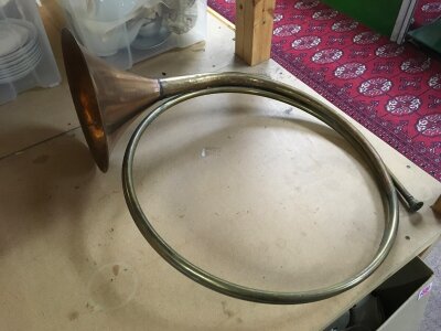 Large round 19th century copper and brass coach Horn NO RESERVE