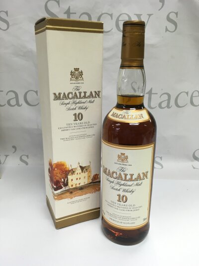 A boxed Macallan 10 years old whisky.