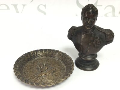 Small late 19th of early 20th century bronze bust of Napoleon (9cm tall) and similar age Napoleon pin tray engraved signature Malmaison (8cm wide)