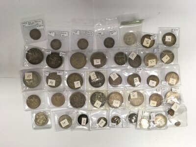 A collection of various silver coinage comprising George II, George III, George IV, George V, Victorian and Edwardian coins in very good condition. Very fine to Extremely fine.