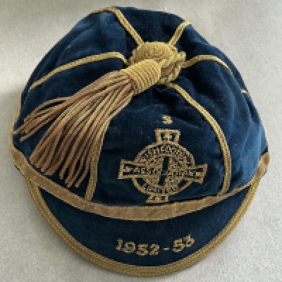 Northern Ireland 1952/53 Full International Football Cap: Good condition blue cap awarded to Len Graham with IFA crest to front.