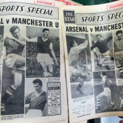 Manchester United Late 1950s Football Newspapers: Mainly full newspapers to include 1st Feb 1858 which is a build up to the match at Arsenal which ended 4-5 but was more known to be the last match of the Busby Babes in the UK. 1958 FA Cup final and semi final + replay, Munich disaster, 1957 FA Cup final, 1968 European Cup Final and more. 15 full newspapers plus many cuttings.