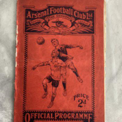 1929 - 1930 QPR v Coventry City Football Programme: Fair condition league match played at Arsenal dated 1 3 1930. No team changes. Scuffing to spine.