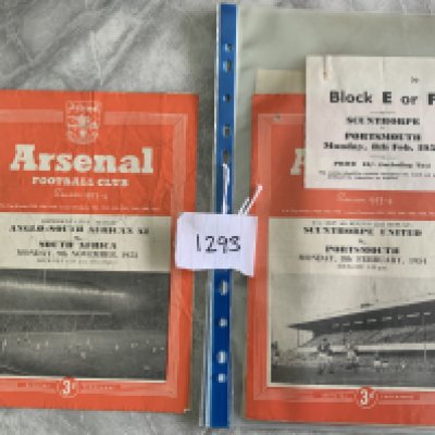 53/54 Football Programmes + Tickets Of Matches At Arsenal: Scunthorpe v Portsmouth FA Cup and England v Young England both have tickets with programmes. Just programmes for Anglo South Africa v South Africa, Islington v Hayes Schools single sheet, London Senior Cup Final and Boxers v Jockeys. Mainly good.