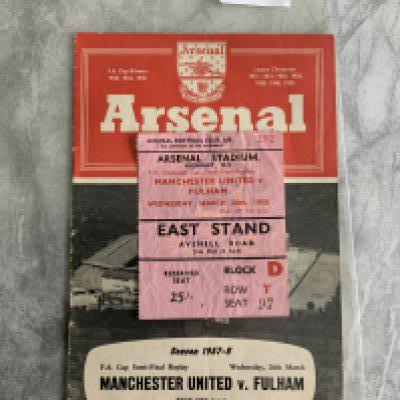 57/58 Manchester United v Fulham FA Cup Semi Final Replay Ticket: Hard to obtain ticket for match played at Arsenal the month after the Munich tragedy. Good condition and comes with programme. (2)