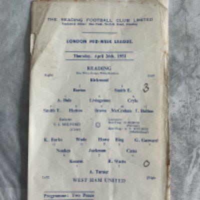 50/51 Reading v West Ham LMWL Football Programme: Single sheet dated Thursday 26th April 1951 has score but no team changes. Bit of creasing to edges but overall fair/good.