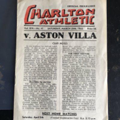 51/52 Charlton v Aston Villa Postponed Football Programme: Dated 29 3 1952 in good condition with no team changes.