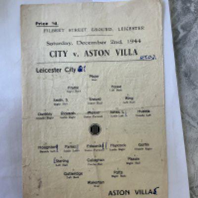 44/45 Leicester City v Aston Villa Football Programme: Good condition League programme with no team changes. Single sheet dated 2 12 1944 has score and scorers noted.