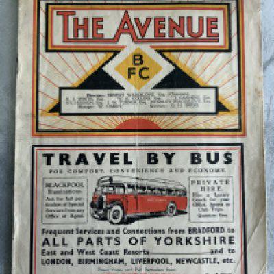 35/36 Bradford Park Avenue v Sheffield United Football Programme: 1st Division match in excellent condition with no team changes. Attractive programme.