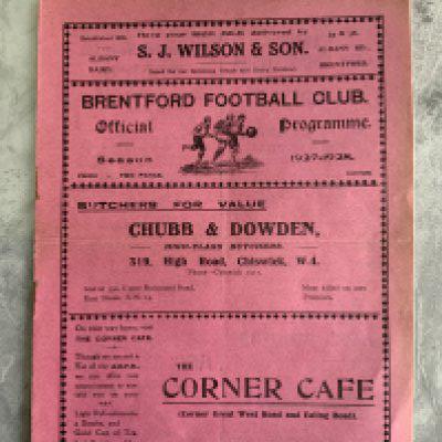 1927 - 1928 Brentford v Bristol Rovers Football Programme: 3rd Division South match in very good condition with one pencilled team change. Staple removed not rotted away.