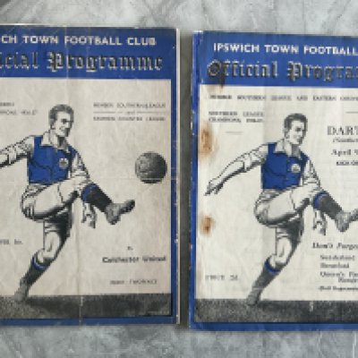 Ipswich Town Home Damaged Pre War Football Programmes: 37/38 Colchester split spine + tear, Dartford rust marks, 38/39 Aston Villa no back cover, Newport reserves pieces missing, Bristol Rovers pieces missing from back page, Newport covers loose and pieces missing,, Cardiff no back cover. Very poor. (7)