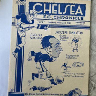 39/40 Chelsea v West Ham Football Programme: Excellent condition 4 page War Cup programme with one pencilled team change. West Ham went on to win the cup.