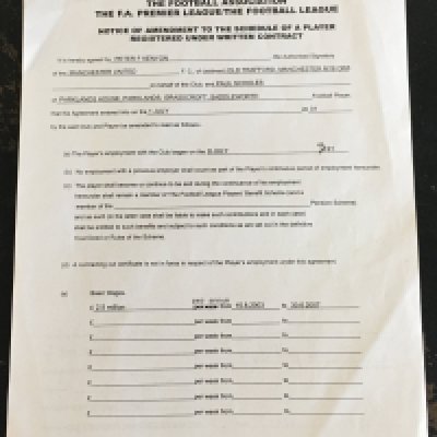 Manchester United Paul Scholes Football Contract: Original contract extension for the period August 2003 to June 2007, signed by both Scholes and Peter Kenyon.