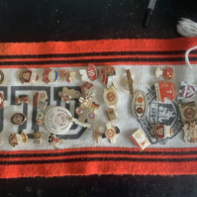 Manchester United Football Badge Collection: Attached to collectors scarf with badges that appear to be from the 70s onwards. (130)