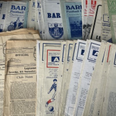 Non League Football Programmes: Nearly all 1050s to 1970s with full list of breakdown with online picture. Includes 50s homes from Kettering Tooting a Wycombe Tilbury Walthamstow Yeovil Barking Clapton and Leytonstone. Good. (220+)