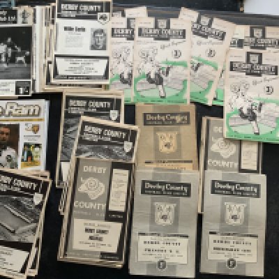 Derby County + Doncaster Rovers Football Programme Collection: Derby collection includes 49/50 Sunderland, 17 x 1950s, 37 x 1960s. Includes 51/52 Man City, Blackpool, West Brom, Bolton, Aston Villa and Preston, 1997/8 Wimbledon which is the 1st game at Pride Park and 1998/9 v Manchester Utd (treble season). Fair with no duplication. Doncaster has 8 x 1950s, 34 x 1960s and includes 56/57 West Ham, 60/61 + 61/62 Accrington (last season), several County Cup and friendly issues noted plus 71/72 Barrow (last season). Good with no duplication. (126)