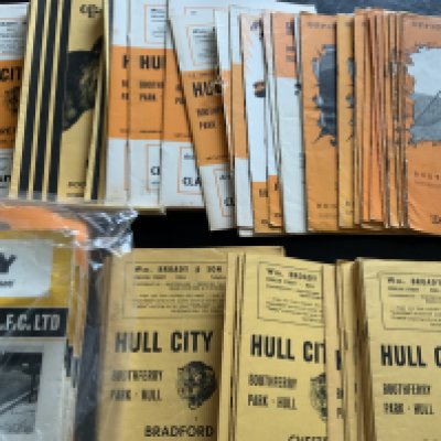 Hull City Home Football Programmes: 52 from the 50s and around 100 from the 60s to include a complete or near complete set from 64/65. Few 70s additionally. Instructions to sell. Very good. (est 170+)