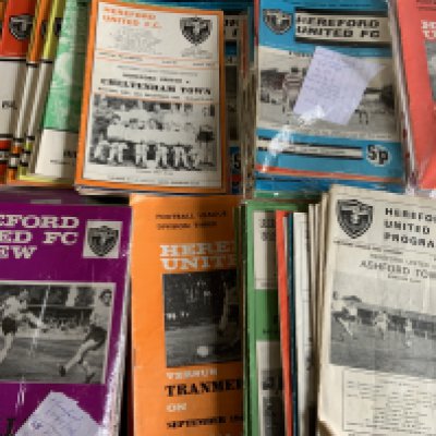 Hereford United Home Football Programmes: Over 40 from the late Southern League days then from 72/73 to the late 70s there are around 180. Instructions to sell. Very good. (est 220)