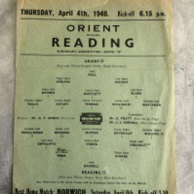 39/40 Orient v Reading Football Programme: Very good condition league programme dated 4 4 1940. One neat team change and score written.