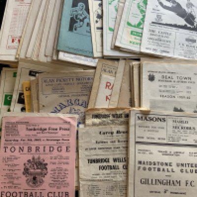 1960s Kent Non League Football Programmes: Generally good condition. Good Canterbury and Maidstone content from the late 50s and 60s. (110 approx)