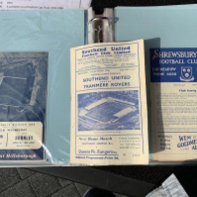 1950s Football Programmes: Folder containing mainly mid to late 50s programmes from collection of home teams R to Y. Includes Reading Watford Walsall Southampton and Rotherham. (est 80)