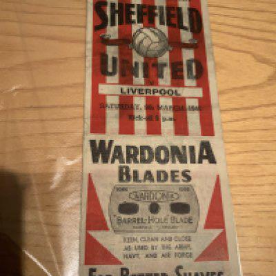 45/46 Sheffield United v Liverpool Football Programme: Good condition gatefold programme with no team changes.