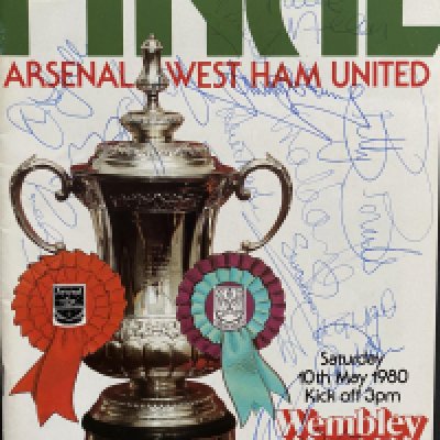 John Lyalls 1980 FA Cup Final Football Memorabilia: Lyalls own programmes signed by the West Ham team and the other by himself. C/W newspapers and many cuttings from Yvonne Lyalls scrapbook.
