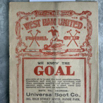 1911 - 1912 West Ham v Luton Football Programme: Excellent condition rare pre 1st World War programme with no team changes. Incredible date of 11 11 11 and programme number 11. Superb local adverts in this 16 pager.
