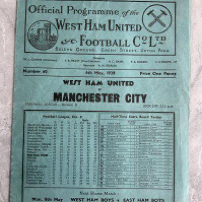 1938 - 1939 West Ham v Manchester City Football Programme: Good condition division two programme with no team changes.