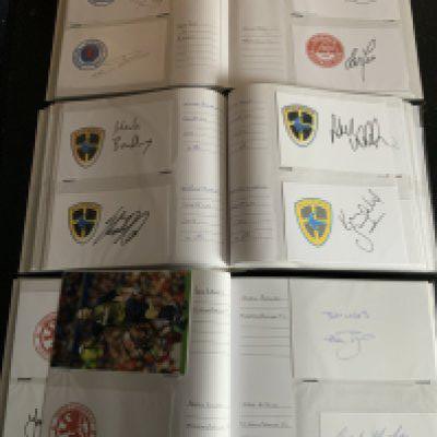 Football Player Signed White Card Collection: 3 albums housing over 500 signatures of footballers with each one identified. Mainly modern to include the odd postcard size photo all undedicated. (500+)