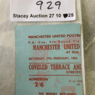 61/62 Sheffield Wednesday v Manchester United Football Ticket: FA Cup match dated 17 2 1962. Good condition bur rear has score and scorers noted.