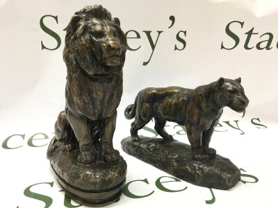 Lion and Lioness bronze figures signed Barye and Ferdinand Barbedienne Fondeur. 13 & 20cm tall.