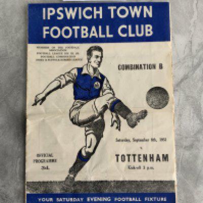 51/52 Ipswich Town v Tottenham Reserves Football Programme: Good condition Football Combination programme with no team changes. Dated 8 9 1951.