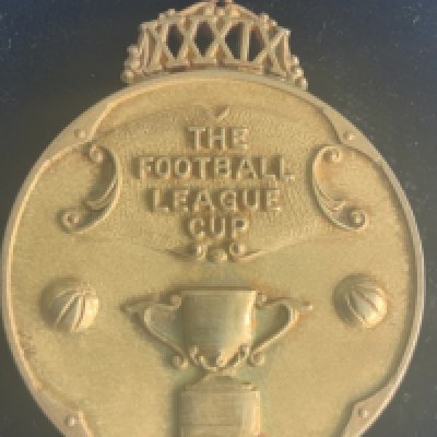 Tottenham 1999 League Cup Winners Football Medal: Awarded to club secretary Peter Barnes. 9ct medal in original Football League box made by famous maker Vaughtons.