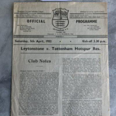 51/52 Leytonstone v Tottenham Reserves Football Programme: Good condition friendly programme with no team changes but score written inside.