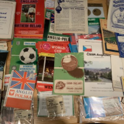 England International Football Programmes: Includes home and away, youth, B Internationals, Under 23s etc. Includes aways at 1957 Finland, 1963 Switzerland, 1966 Norway, 1967 Austria. (121)