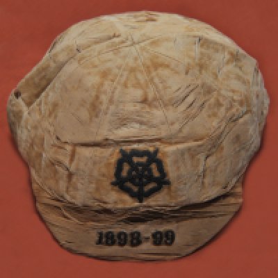 Billy Williams West Brom 1898 - 1899 England Football Cap: Full International match which ended England 13 Ireland 2 played at Roker Park Sunderland which was Billys 5th full cap. Heavy wear and discolouration to cap that was made by Foster + Co. Peak is embroidered 1898-99.