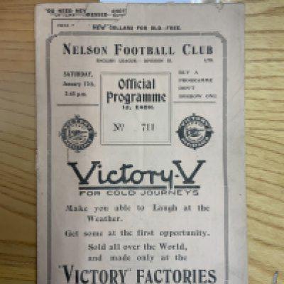 1924 - 1925 Nelson v Accrington Stanley Football Programme: Rare division 3 south match. Paper loss to border. No team changes.