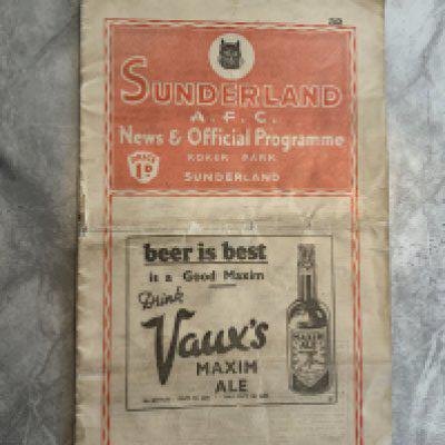 36/37 Sunderland v Swansea FA Cup Football Programme: Fair/good condition round 5 programme with no team changes. Small tear inside and handling marks. Sunderland went on to win the FA Cup.