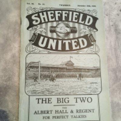 1930 - 1931 Sheffield United v Middlesbrough Football Programme: Excellent condition Division One programme with no team changes. Not ex bound.