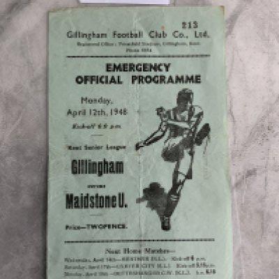 47/48 Gillingham v Maidstone United Football Programme: Very good condition single sheet programme with no team changes. Dated 12 4 1948 from the Kent Senior League. Fold.