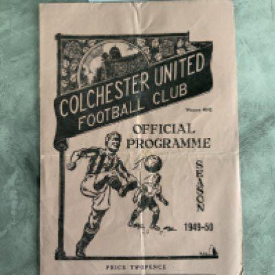 49/50 Colchester United v Norwich A Football Programme: Good condition with no team changes from the Eastern Counties League dated 17 12 1949. Folding.
