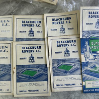 Blackburn Rovers Football Programmes: All but one are homes with 7 from the 50s and the rest 60s. Very good. (23)