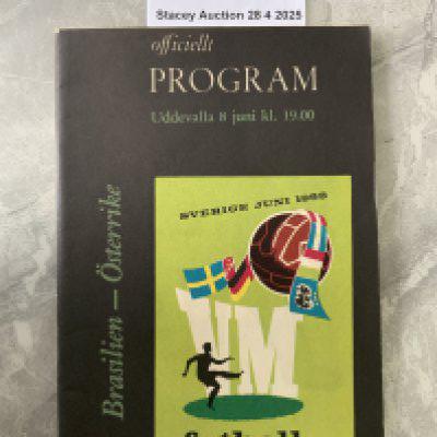 1958 Brazil v Austria World Cup Football Programme: Excellent condition 88 page programme with no team changes.