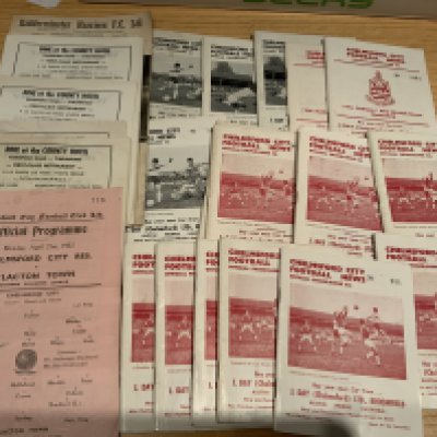 Chelmsford City Home Football Programmes: Includes 51/52 Clacton ECL and away to Kidderminster. The rest are 1960s homes. Good. (25)